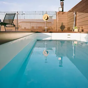 https://casa-gardenia.topbarcelonahotels.com